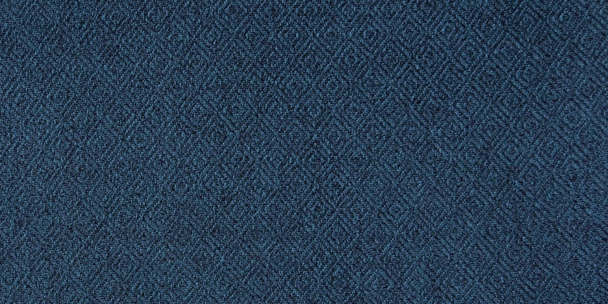 Кровать с обивкой из рогожки